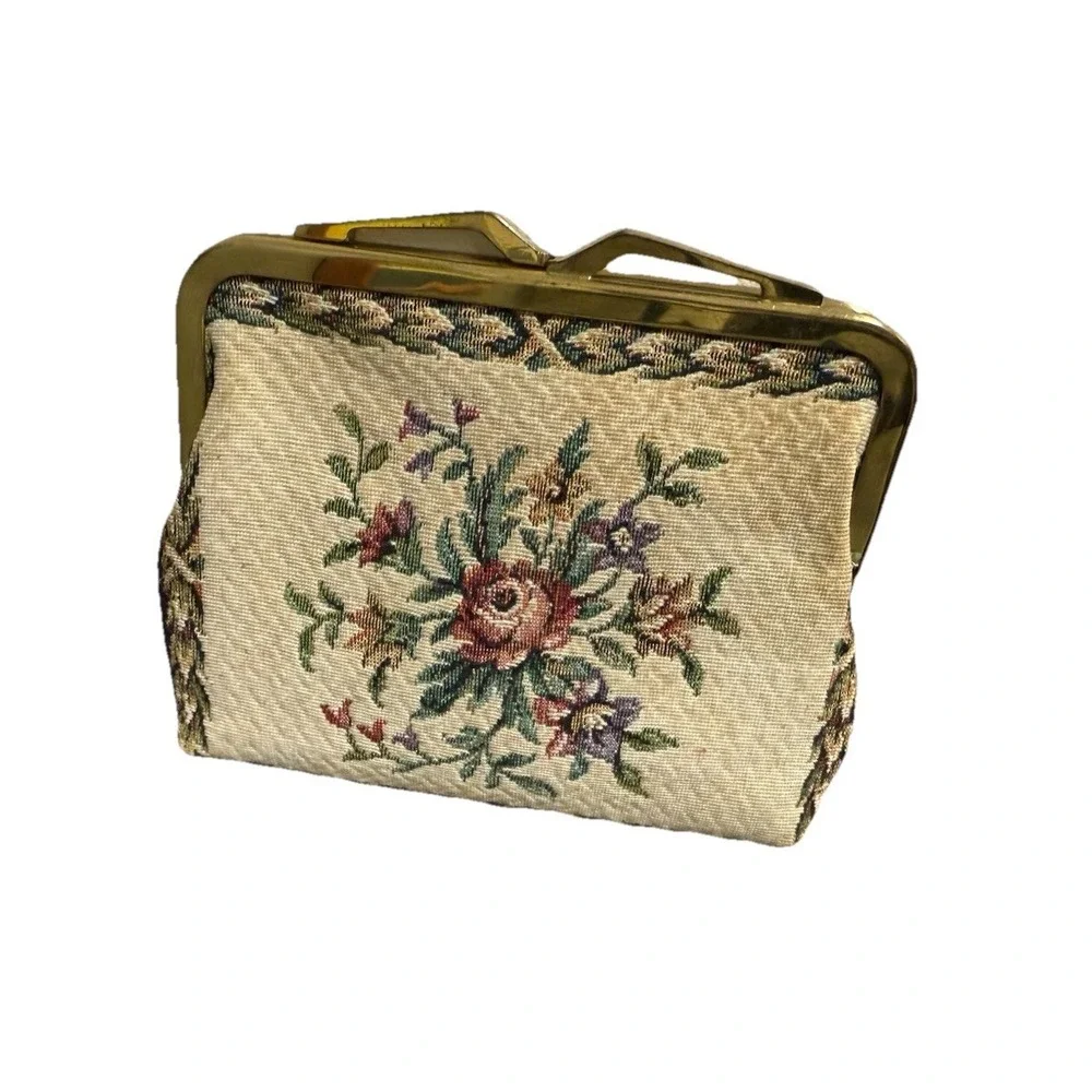 VTG Floral Tapestry Purse KISS Lock  5 1/2X4 1/2